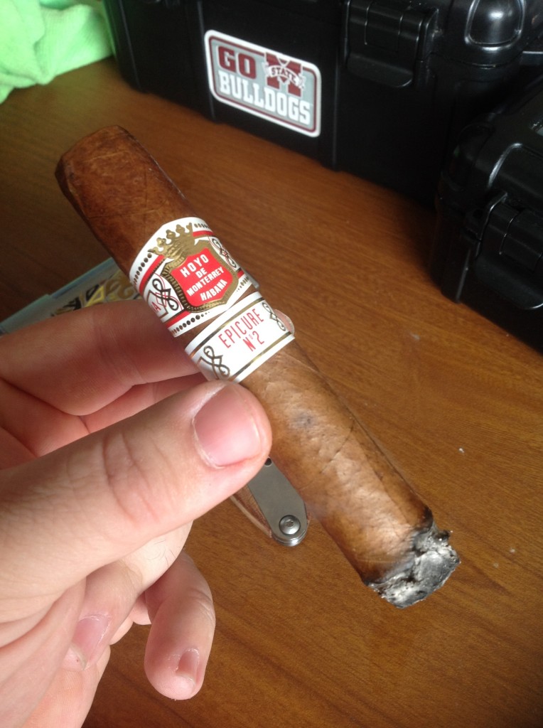 Hoyo de Monterrey ypicure No.2 retailer sells certified cuban cigars